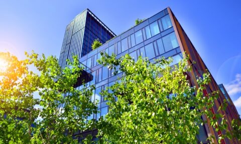 Sustainable construction training to meet new UK regulations, cut carbon emissions and stay compliant in a changing built environment.